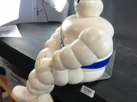 Origineel michelin bibendum-reclamefiguur. kunststof - afbeelding 3 van  5