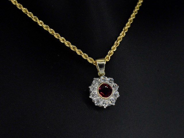 Origineel vintage hanger met robijn en diamanten, excl. ketting - afbeelding 5 van  8