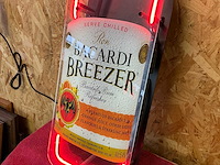 Originele bacardi neon lichtreclame groot - afbeelding 2 van  4