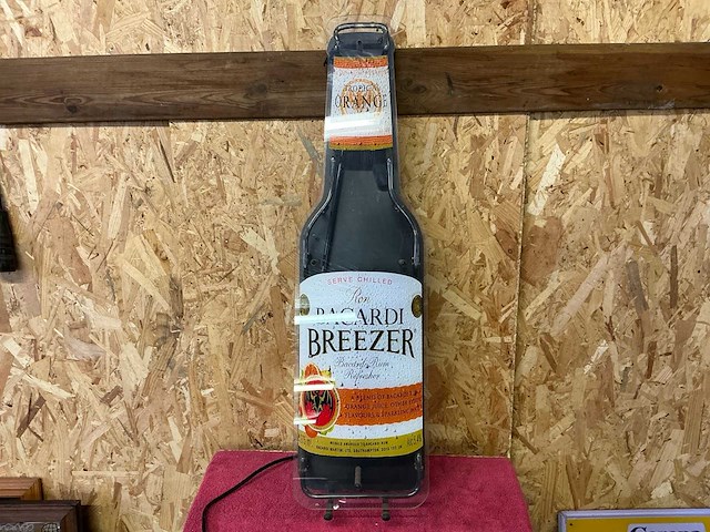 Originele bacardi neon lichtreclame groot - afbeelding 4 van  4