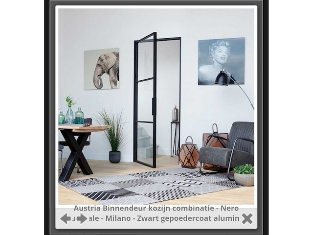 Originele stalen binnendeur met kozijn - afbeelding 1 van  2