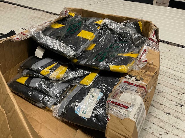 Orina regenkleding l (20x) - afbeelding 6 van  7