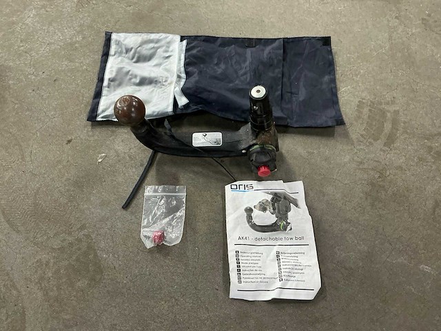 Oris - ak41 - trekhaak - afbeelding 3 van  10