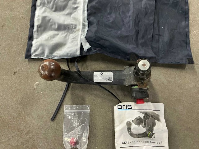 Oris - ak41 - trekhaak - afbeelding 8 van  10