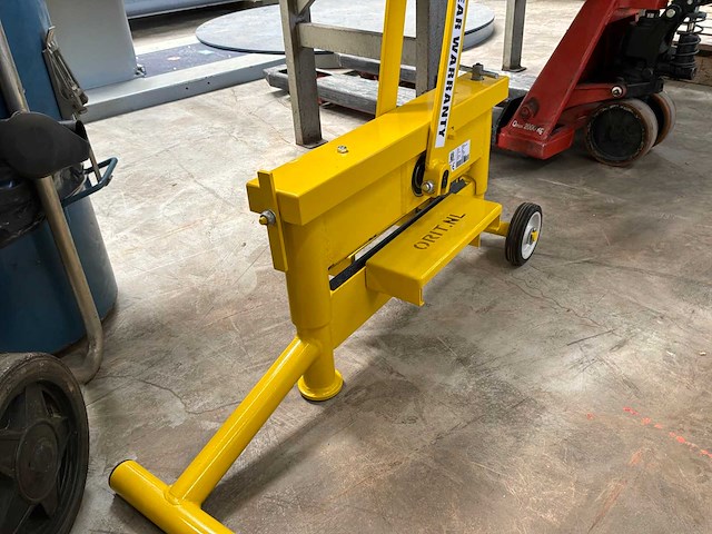 Orit 4300 -es steenknipper - afbeelding 1 van  4