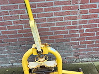 Orit stenenknipper - afbeelding 3 van  3