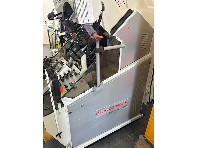 Ormac - 2012 - challenger 833 - opleest machine - afbeelding 10 van  11