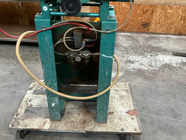 Orteguil or-c-100 pneumatische uithoekpers - afbeelding 3 van  8