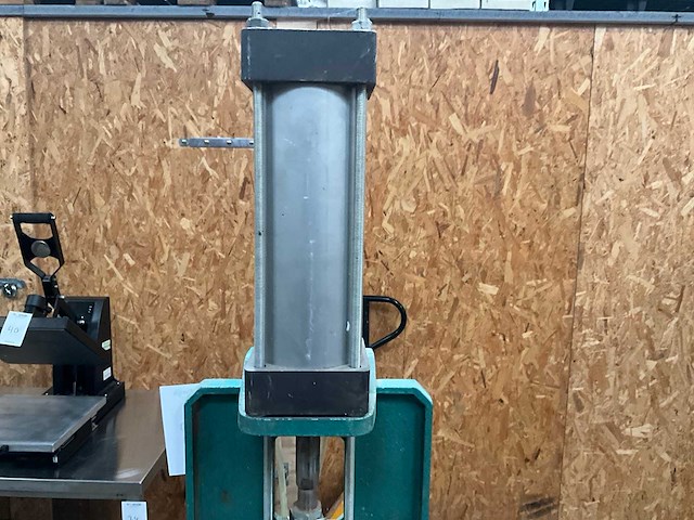 Orteguil or-c-100 pneumatische uithoekpers - afbeelding 8 van  8