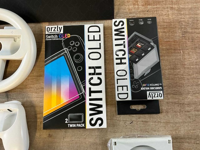 Orzly for switch oled ultimate geek pack - afbeelding 4 van  6