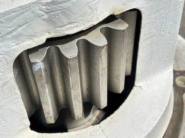 Os 215 - hydraulische zwenkmotor - afbeelding 3 van  4