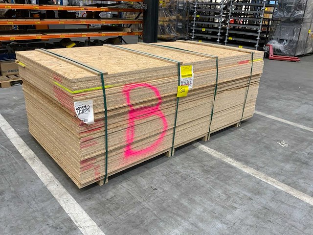 Osb plaat 2500x1250x12mm (76x) - afbeelding 1 van  7