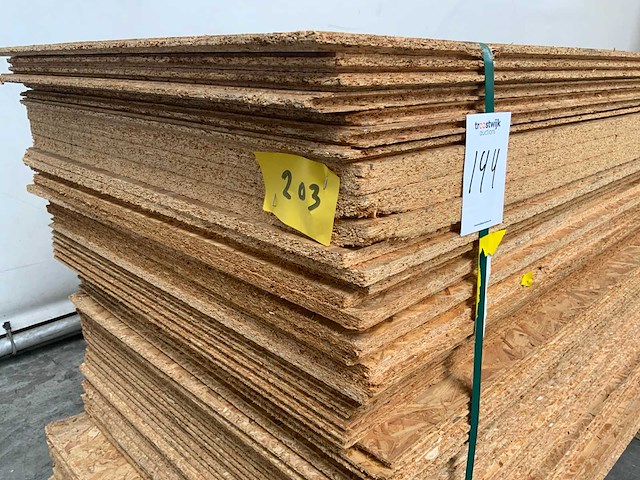 Osb plaat 2500x675x12mm (60x) - afbeelding 6 van  7