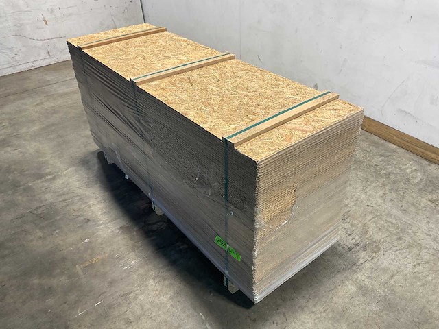 Osb plaat met mes -en groef 205x67,5x1,2 cm (76x) - afbeelding 1 van  8