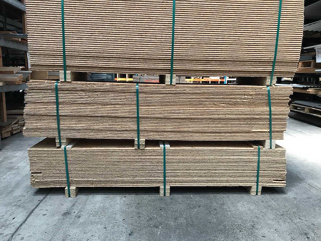 Osb platen 12mm 2050x675mm (36x) - afbeelding 4 van  4