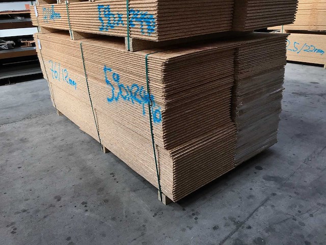 Osb platen 12mm 590x2440mm (152x) - afbeelding 3 van  5