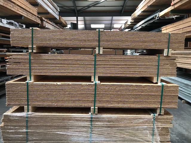 Osb platen 12mm 675x2050mm (21x) - afbeelding 4 van  4
