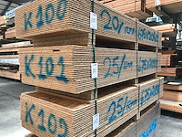 Osb platen 12mm 675x2050mm (25x) - afbeelding 1 van  3