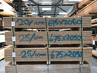 Osb platen 12mm 675x2050mm (25x) - afbeelding 2 van  3