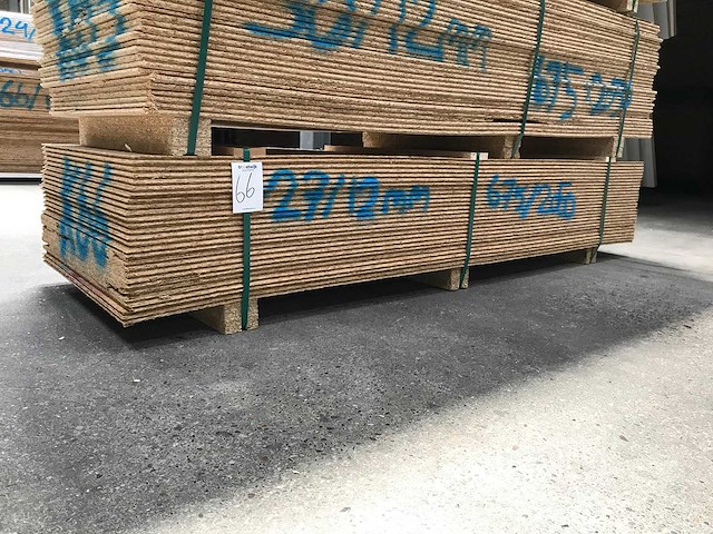 Osb platen 12mm 675x2050mm (27x) - afbeelding 1 van  3