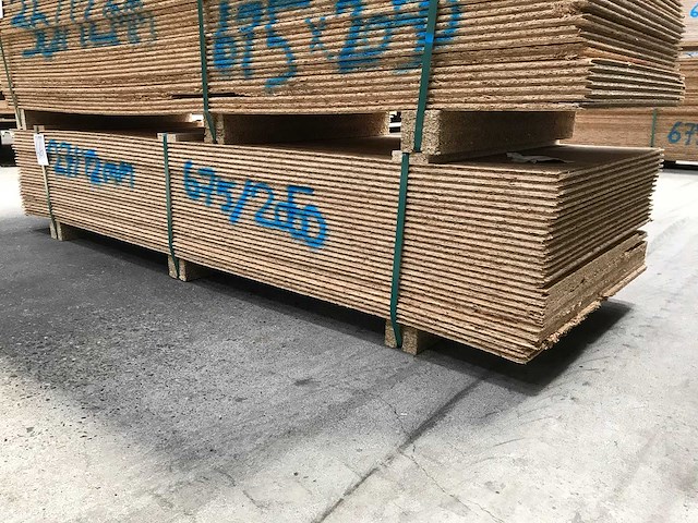 Osb platen 12mm 675x2050mm (27x) - afbeelding 3 van  3