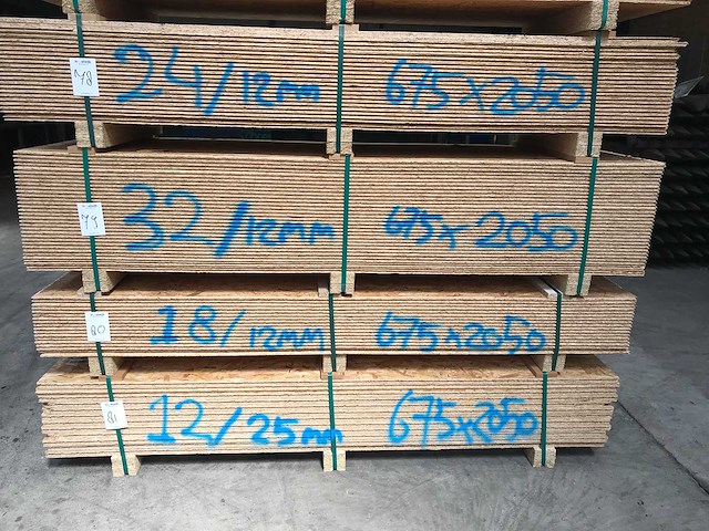 Osb platen 12mm 675x2050mm (32x) - afbeelding 2 van  3