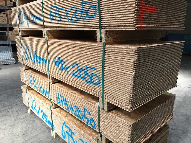 Osb platen 12mm 675x2050mm (32x) - afbeelding 3 van  3