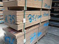 Osb platen 12mm 675x2050mm (35x) - afbeelding 1 van  2