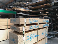 Osb platen 12mm 675x2500mm (12x) - afbeelding 1 van  2