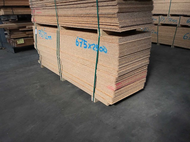 Osb platen 12mm 675x2500mm (74x) - afbeelding 3 van  4