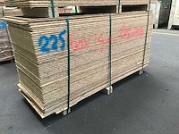 Osb platen 14mm 675x2050mm (60x) - afbeelding 1 van  3