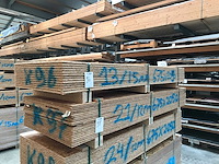 Osb platen 15mm 675x2050mm (13x) - afbeelding 1 van  3