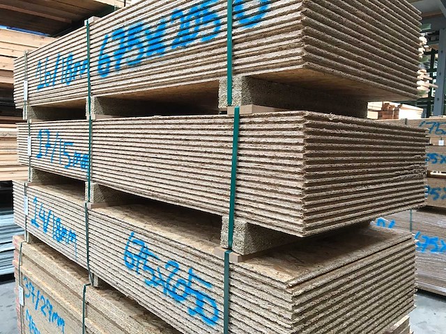 Osb platen 15mm 675x2050mm (17x) - afbeelding 3 van  3