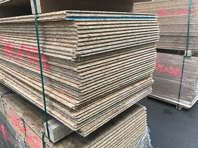 Osb platen 15mm 675x2050mm (36x) - afbeelding 2 van  3