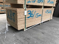 Osb platen 15mm 675x2050mm (36x) - afbeelding 1 van  4