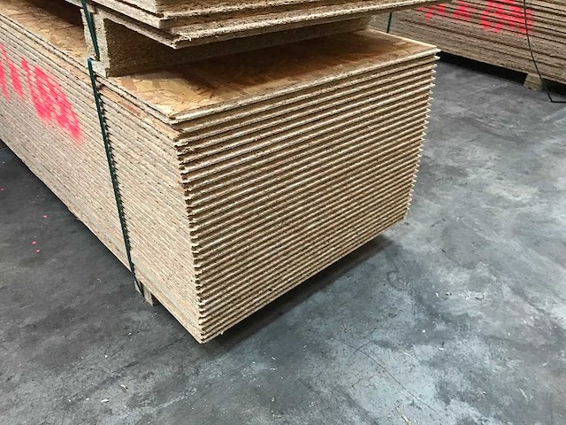 Osb platen 15mm 675x2500 (31x) - afbeelding 2 van  3