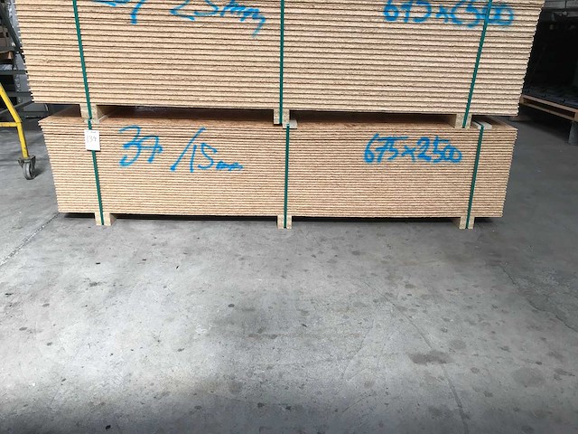 Osb platen 15mm 675x2500mm (39x) - afbeelding 2 van  3