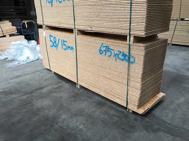 Osb platen 15mm 675x2500mm (58x) - afbeelding 3 van  3