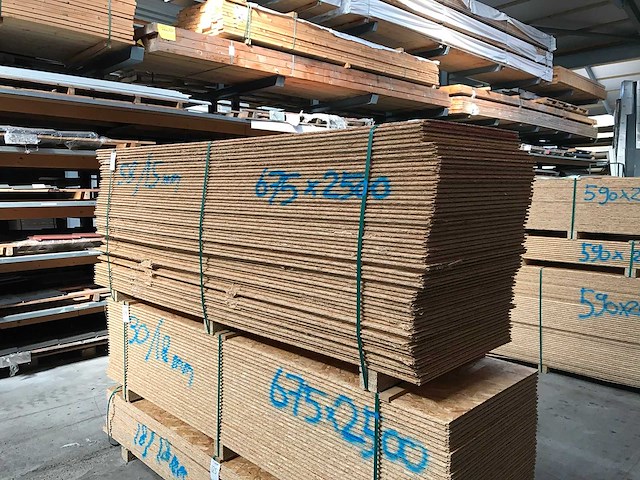 Osb platen 15mm 675x2500mm (58x) - afbeelding 2 van  4