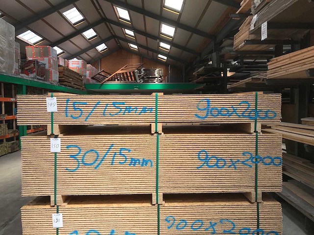 Osb platen 15mm 900x2000mm (15x) - afbeelding 2 van  3