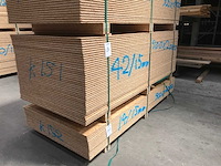 Osb platen 15mm 900x2000mm (42x) - afbeelding 1 van  3