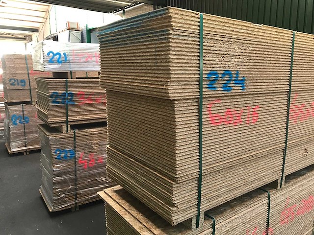 Osb platen 16mm 675x2050mm (60x) - afbeelding 2 van  2