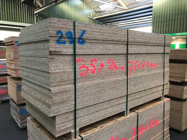 Osb platen 16mm 900x2000mm (30x) - afbeelding 1 van  3