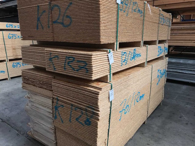Osb platen 18mm 590x2440mm (24x) - afbeelding 1 van  3