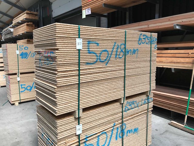Osb platen 18mm 635x1690mm (50x) - afbeelding 1 van  4