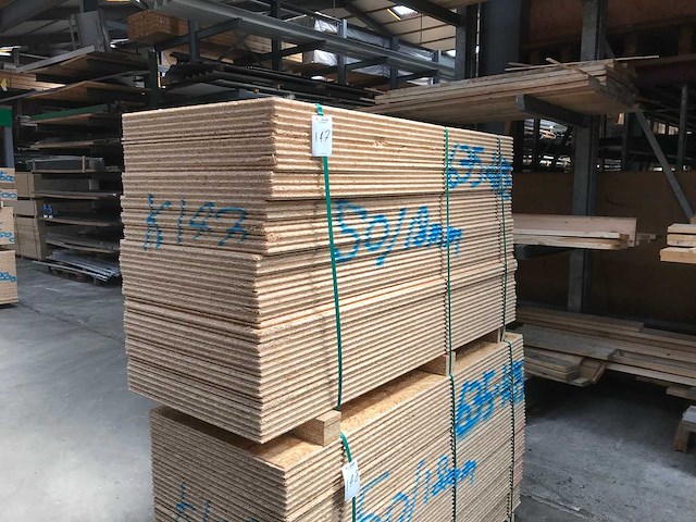 Osb platen 18mm 635x1690mm (50x) - afbeelding 1 van  2