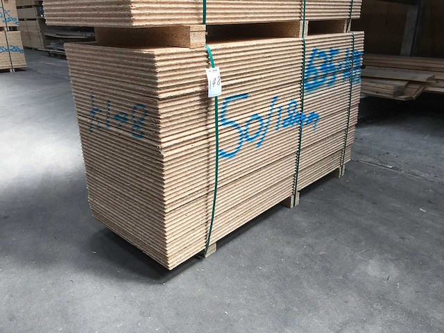 Osb platen 18mm 635x1690mm (50x) - afbeelding 1 van  3