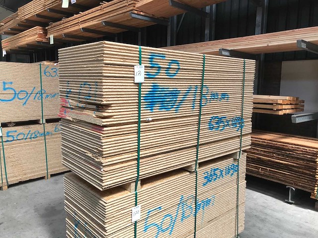 Osb platen 18mm 635x1690mm (50x) - afbeelding 1 van  4