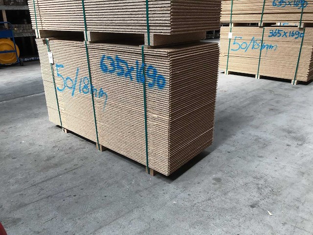 Osb platen 18mm 635x1690mm (50x) - afbeelding 3 van  3