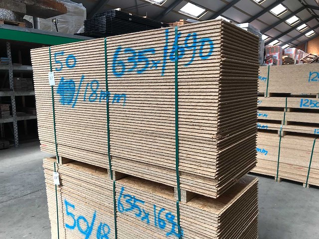 Osb platen 18mm 635x1690mm - afbeelding 1 van  1